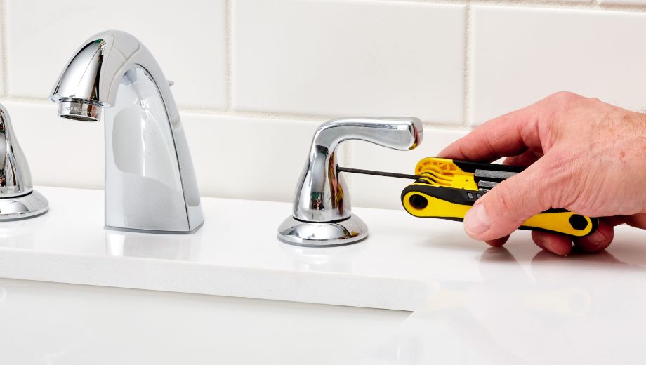 راه اندازی شیر آب بدون نصاب کار